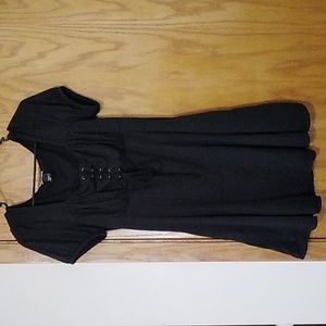 Hot Topic Black mid dress